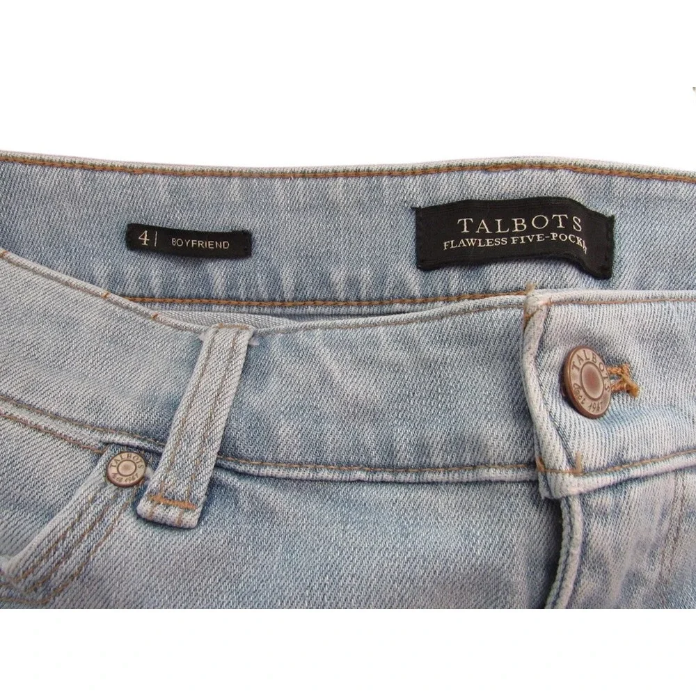 Talbots Flawless Five-Pocket Boyfriend Jeans Light Wash Blue Denim Size 4